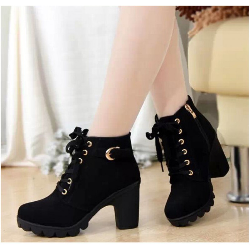 Women Boots British Style Classic Women Motorcycle Martin Boots Punk Bandage Autumn Waterproof Shoes Black Shoes plus